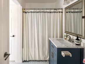 7815 Denivelle Road, Sunland CA 91040