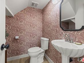 1337 N Orange Grove Avenue, West Hollywood CA 90046