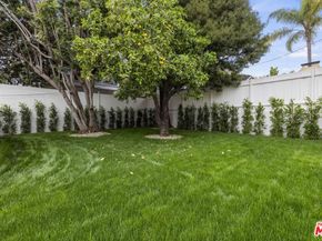 1337 N Orange Grove Avenue, West Hollywood CA 90046