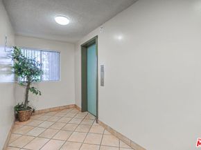 6121 Woodman Avenue, Van Nuys CA 91401