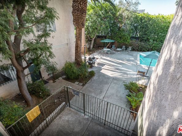 6121 Woodman Avenue, Van Nuys CA 91401