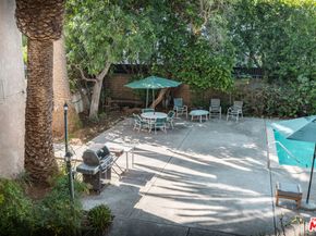 6121 Woodman Avenue, Van Nuys CA 91401