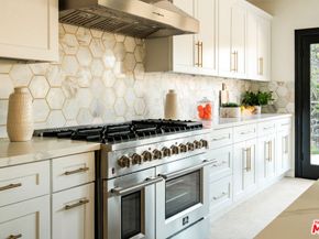 1301 N Beverly Drive, Beverly Hills CA 90210