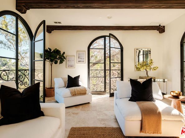 1301 N Beverly Drive, Beverly Hills CA 90210