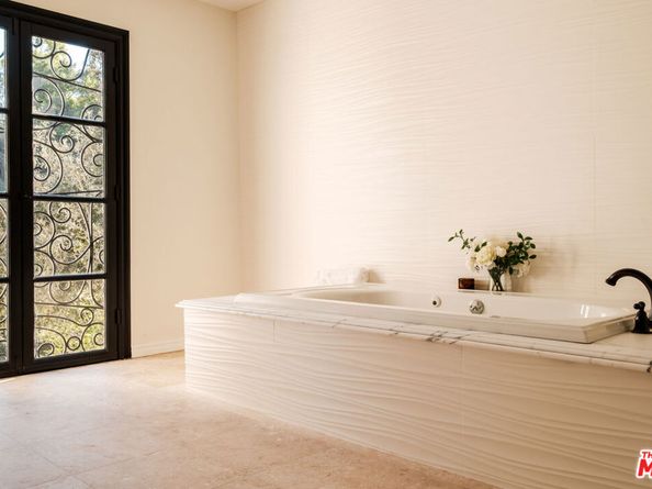 1301 N Beverly Drive, Beverly Hills CA 90210