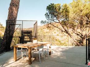 1301 N Beverly Drive, Beverly Hills CA 90210