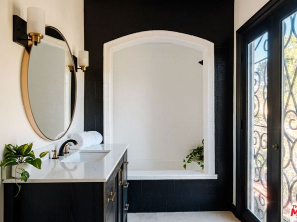 1301 N Beverly Drive, Beverly Hills CA 90210