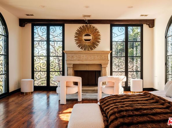 1301 N Beverly Drive, Beverly Hills CA 90210