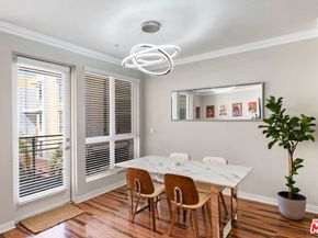 21301 Erwin Street 408, Woodland Hills CA 91367