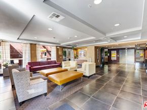 21301 Erwin Street 408, Woodland Hills CA 91367