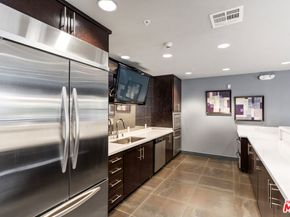 21301 Erwin Street 408, Woodland Hills CA 91367