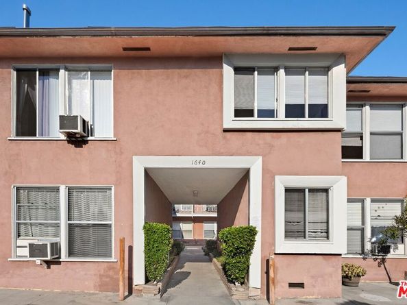 1640 N Harvard Boulevard, Los Angeles CA 90027