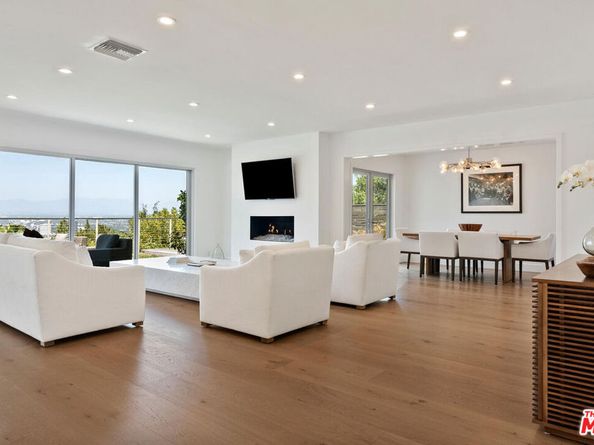 3482 Vista Haven Road, Sherman Oaks CA 91403
