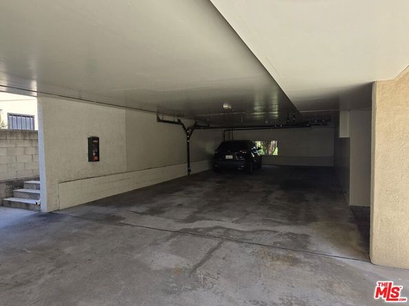 10809 Palms Boulevard, Los Angeles CA 90034