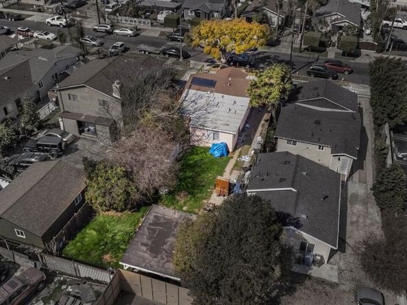 524 W 91st Street, Los Angeles CA 90044