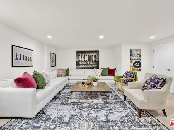 7019 E Seaside Walk, Long Beach CA 90803