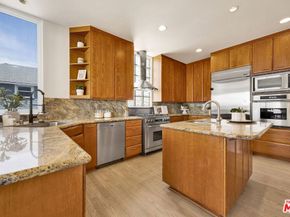 7019 E Seaside Walk, Long Beach CA 90803