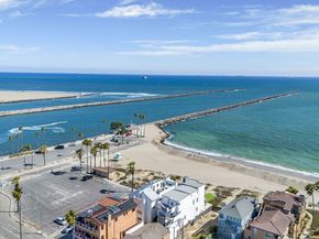 7019 E Seaside Walk, Long Beach CA 90803