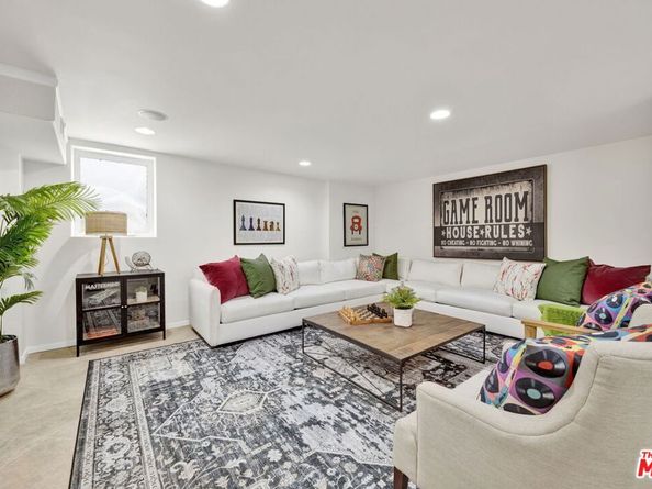 7019 E Seaside Walk, Long Beach CA 90803