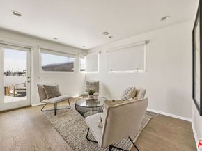 7019 E Seaside Walk, Long Beach CA 90803