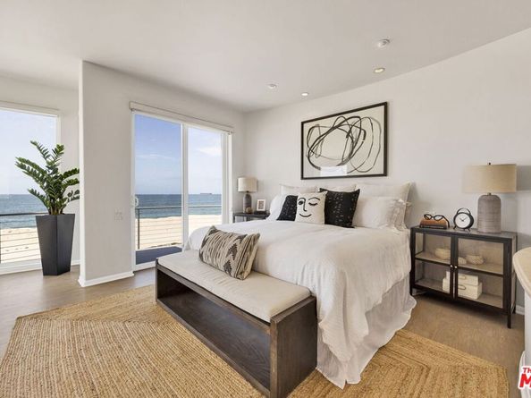 7019 E Seaside Walk, Long Beach CA 90803