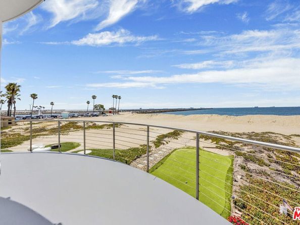 7019 E Seaside Walk, Long Beach CA 90803
