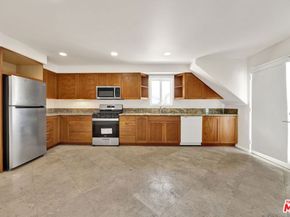 7019 E Seaside Walk, Long Beach CA 90803