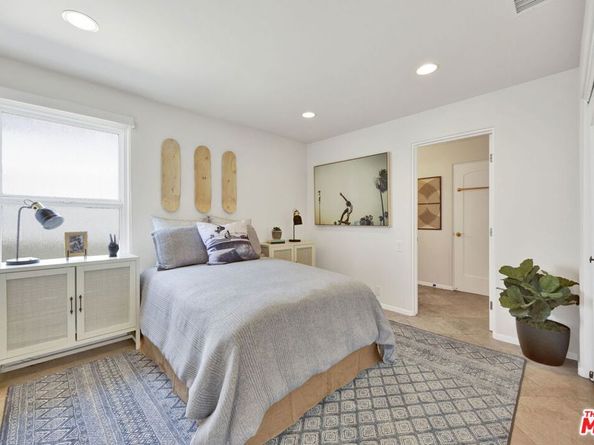 7019 E Seaside Walk, Long Beach CA 90803