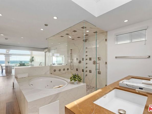 3806 Ocean Front Walk, Marina Del Rey CA 90292