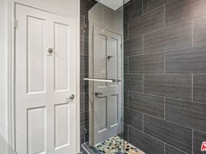 4900 Queen Victoria Road, Woodland Hills CA 91364