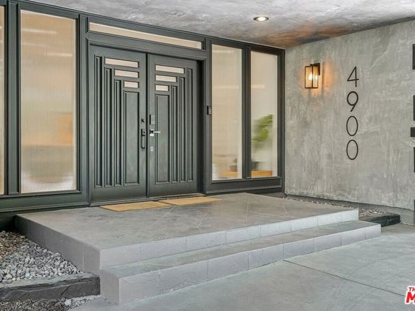 4900 Queen Victoria Road, Woodland Hills CA 91364