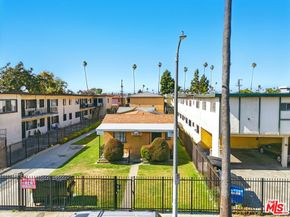 627 W 82nd Street, Los Angeles CA 90044