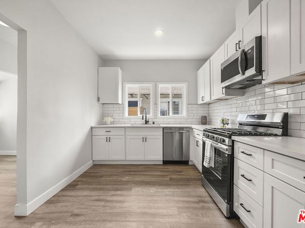 163 W 55th Street, Los Angeles CA 90037