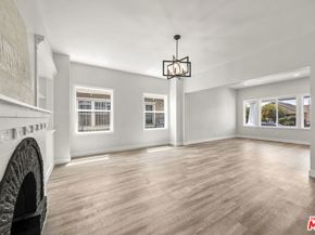 163 W 55th Street, Los Angeles CA 90037