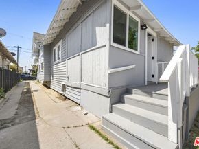 163 W 55th Street, Los Angeles CA 90037