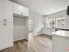 163 W 55th Street, Los Angeles CA 90037