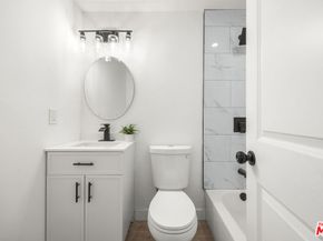 163 W 55th Street, Los Angeles CA 90037