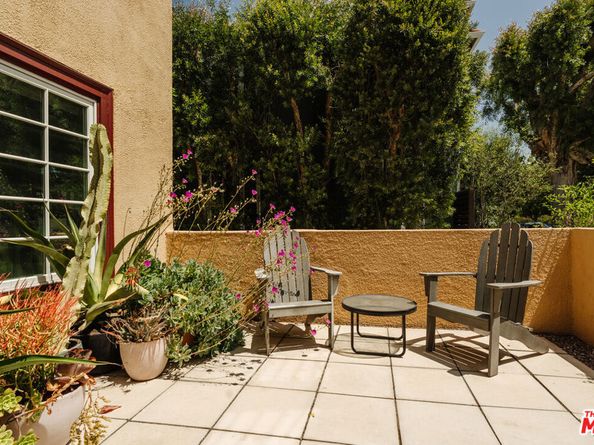 831 S Stanley Avenue, Los Angeles CA 90036