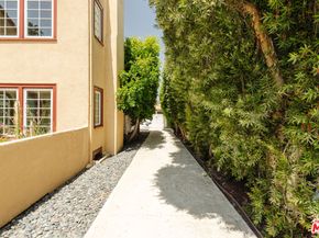 831 S Stanley Avenue, Los Angeles CA 90036