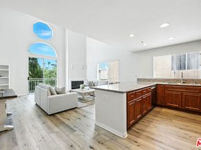 1211 S Shenandoah Street 304, Los Angeles CA 90035