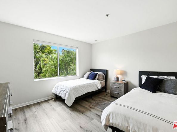 1211 S Shenandoah Street 304, Los Angeles CA 90035