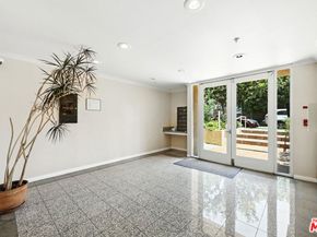 1211 S Shenandoah Street 304, Los Angeles CA 90035