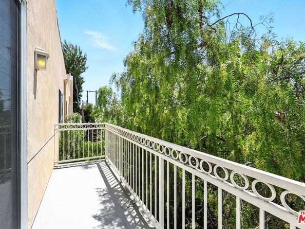 1211 S Shenandoah Street 304, Los Angeles CA 90035