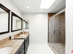 1211 S Shenandoah Street 304, Los Angeles CA 90035