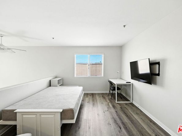 1211 S Shenandoah Street 304, Los Angeles CA 90035