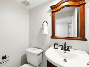 1211 S Shenandoah Street 304, Los Angeles CA 90035