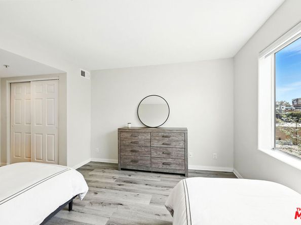 1211 S Shenandoah Street 304, Los Angeles CA 90035