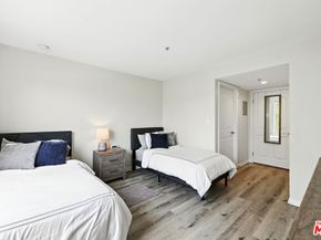 1211 S Shenandoah Street 304, Los Angeles CA 90035