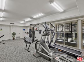 937 12th Street 308, Santa Monica CA 90403