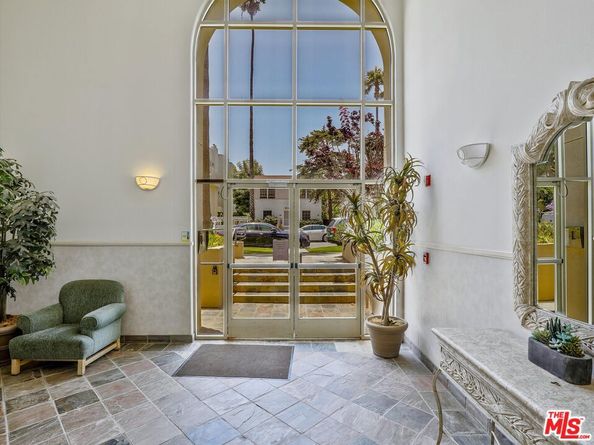 937 12th Street 308, Santa Monica CA 90403
